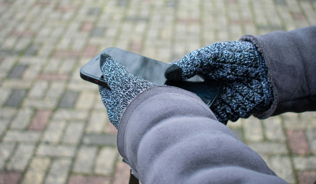 Best Touchscreen Gloves Spotlight